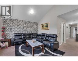 28 Saddlelake Common NE - photo 15