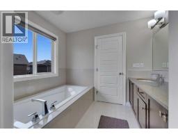 28 Saddlelake Common NE - photo 23