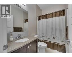 28 Saddlelake Common NE - photo 3
