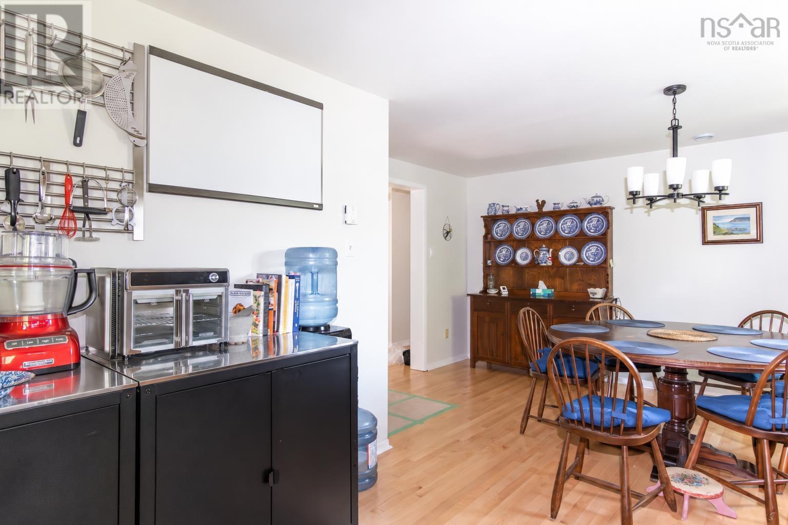 86 Queen Street, Baddeck — photo 5
