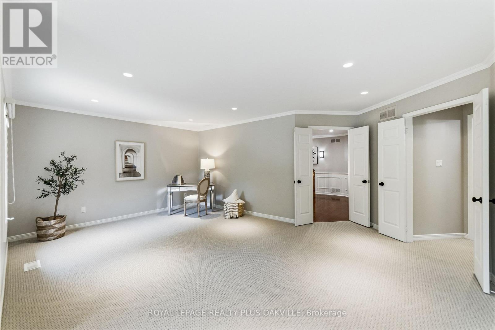 1113 VALLEYWOOD COURT - Image 34