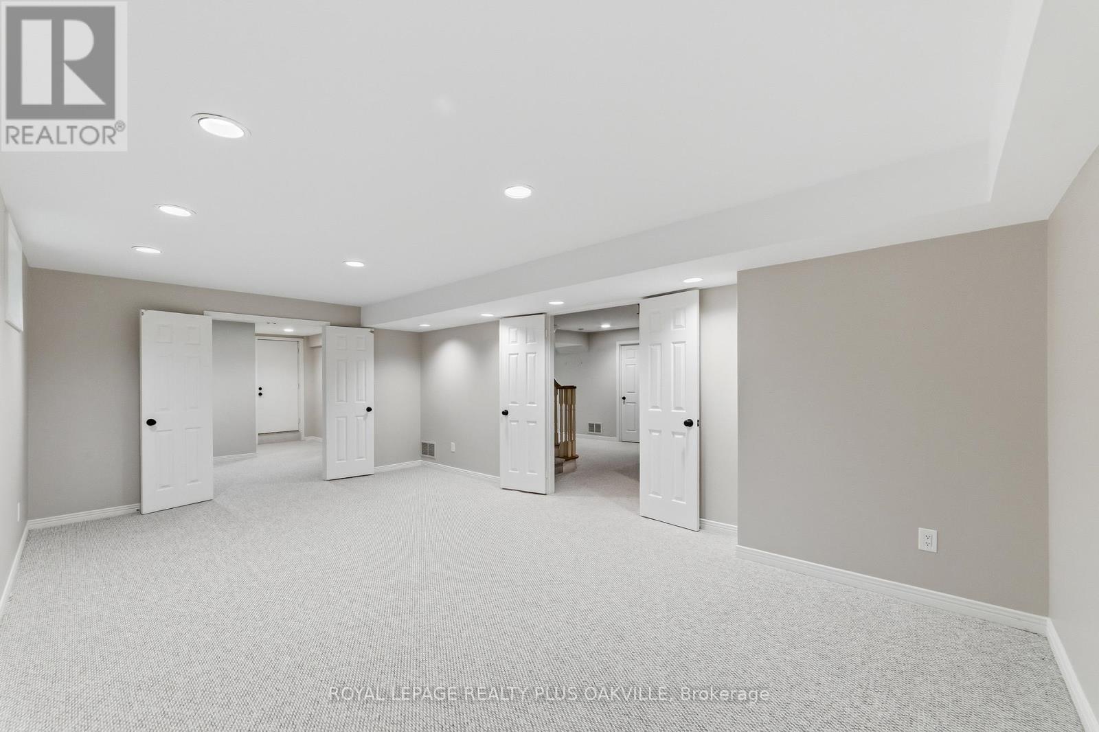 1113 VALLEYWOOD COURT - Image 36