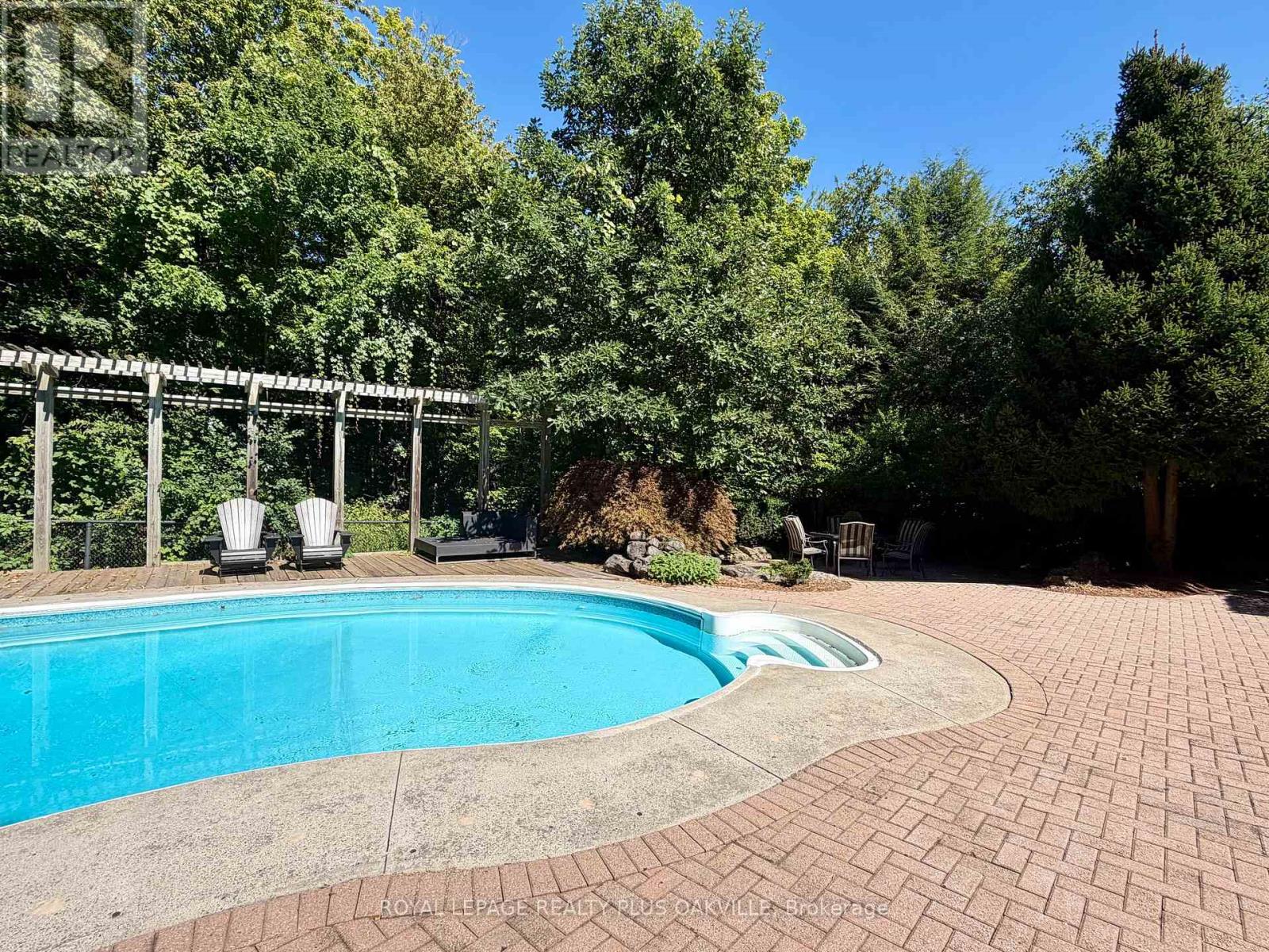 1113 VALLEYWOOD COURT - Image 46