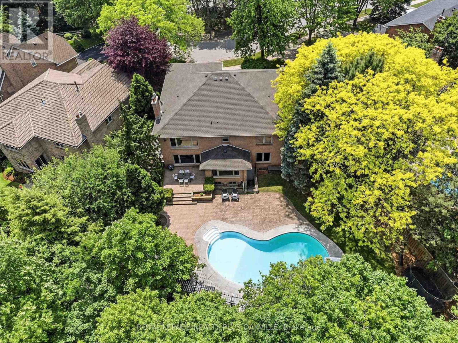 1113 VALLEYWOOD COURT - Image 49