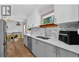 Laundry room - 16 Lockton Crescent, Brampton, ON L6W1C3 Photo 8