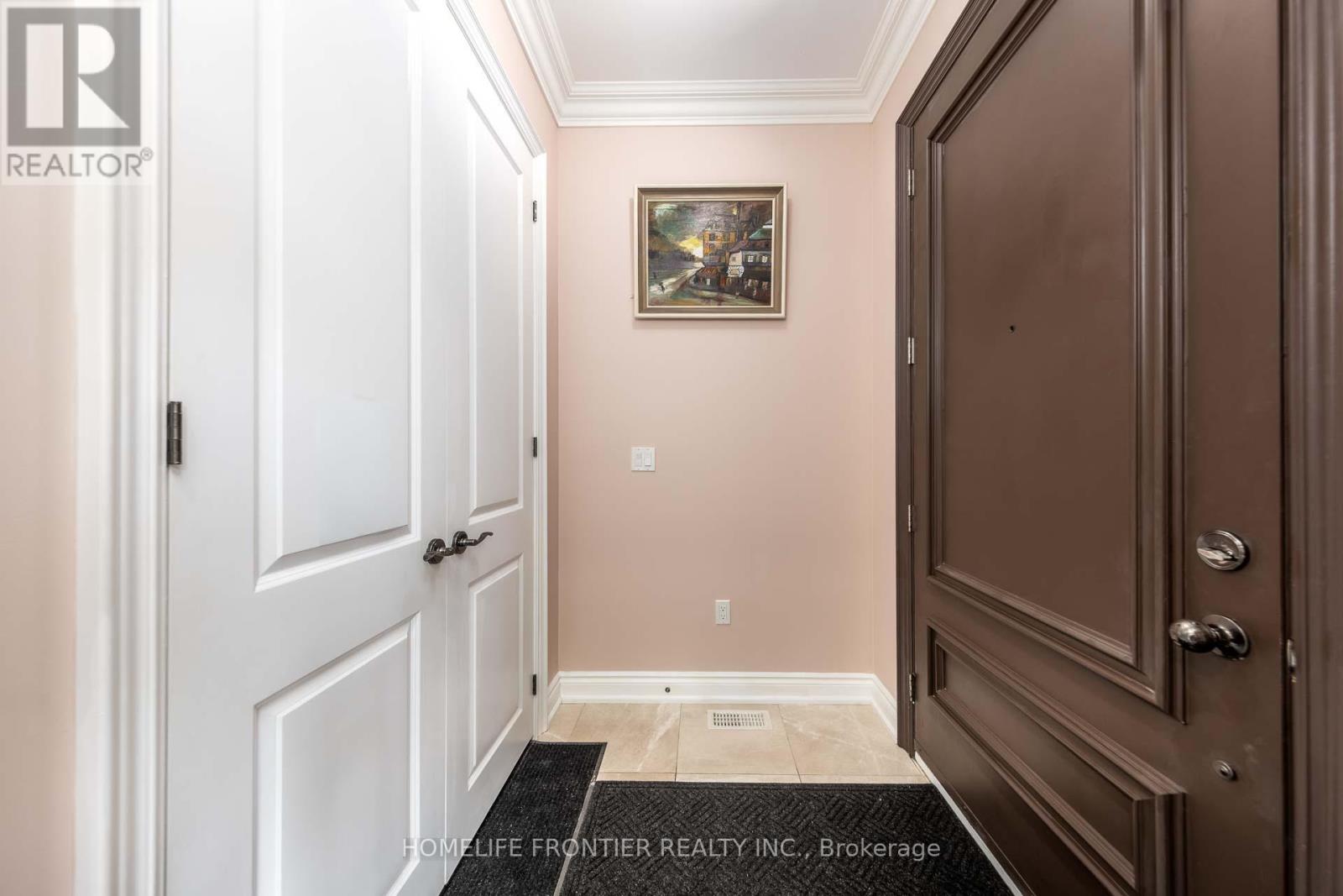 183 FINCH AVENUE E - Image 3