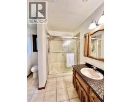 1365 S 5 Highway, Valemount, BC V0E2Z0 Photo 12