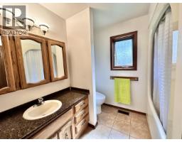1365 S 5 Highway, Valemount, BC V0E2Z0 Photo 17