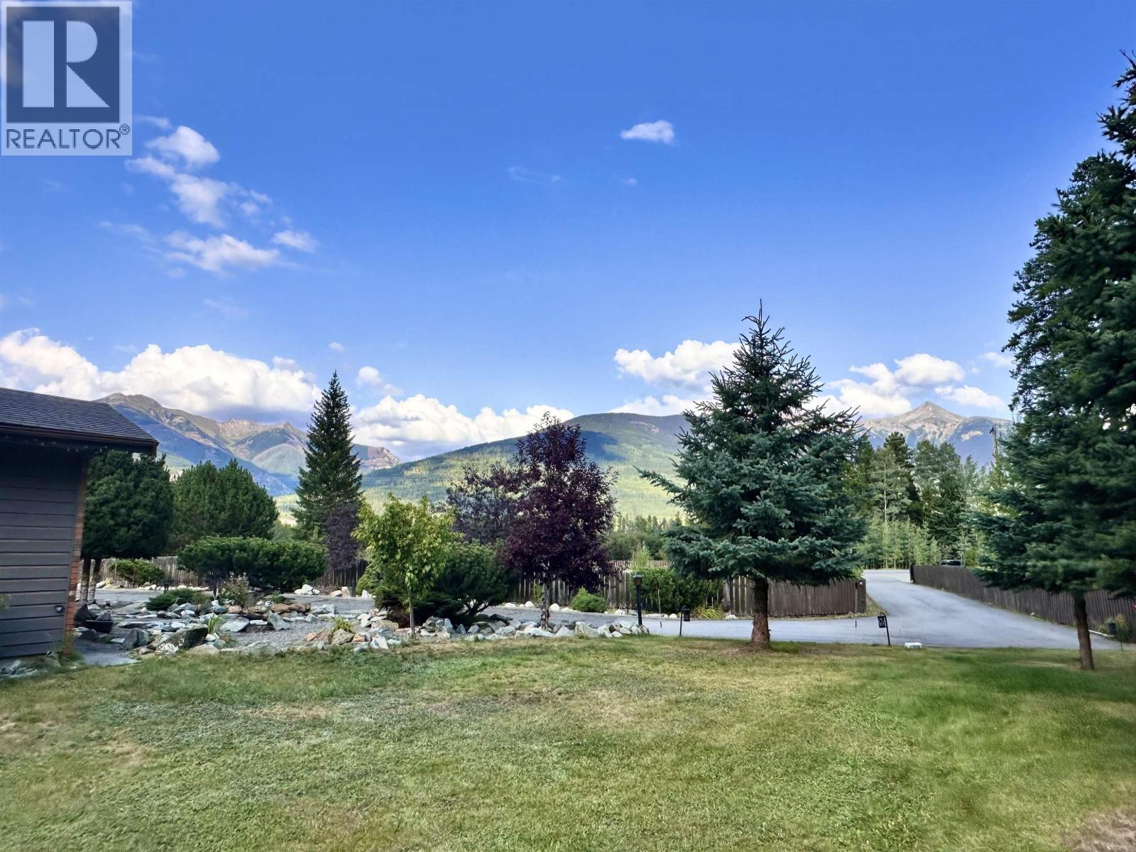1365 S 5 HIGHWAY - 21