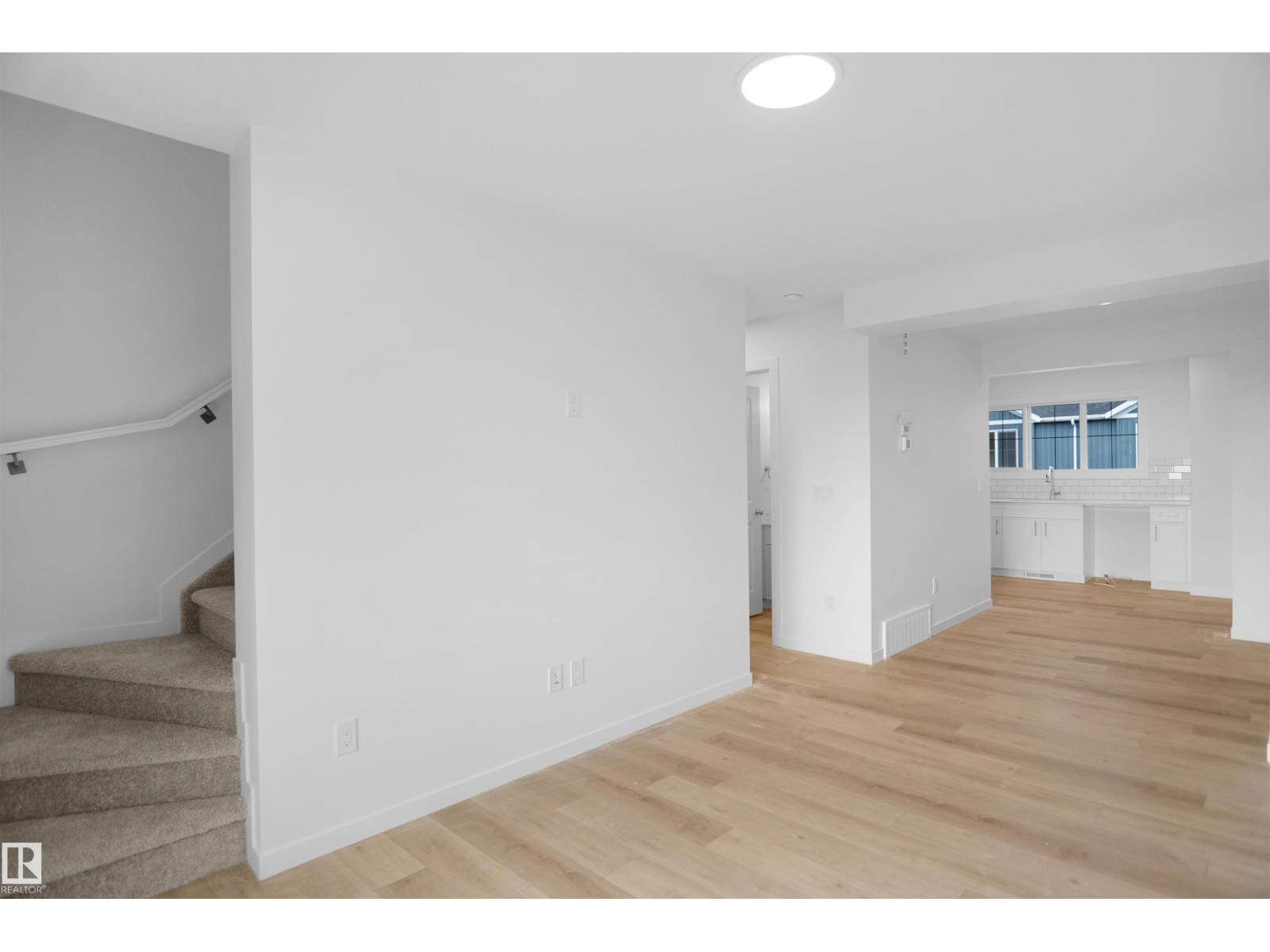 #10 150 Cashman CR SW, Edmonton — photo 6