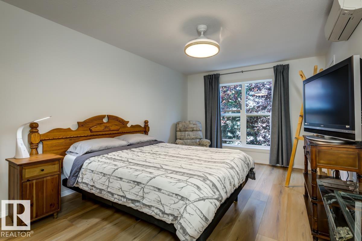 #212 8912 156 ST NW - 11