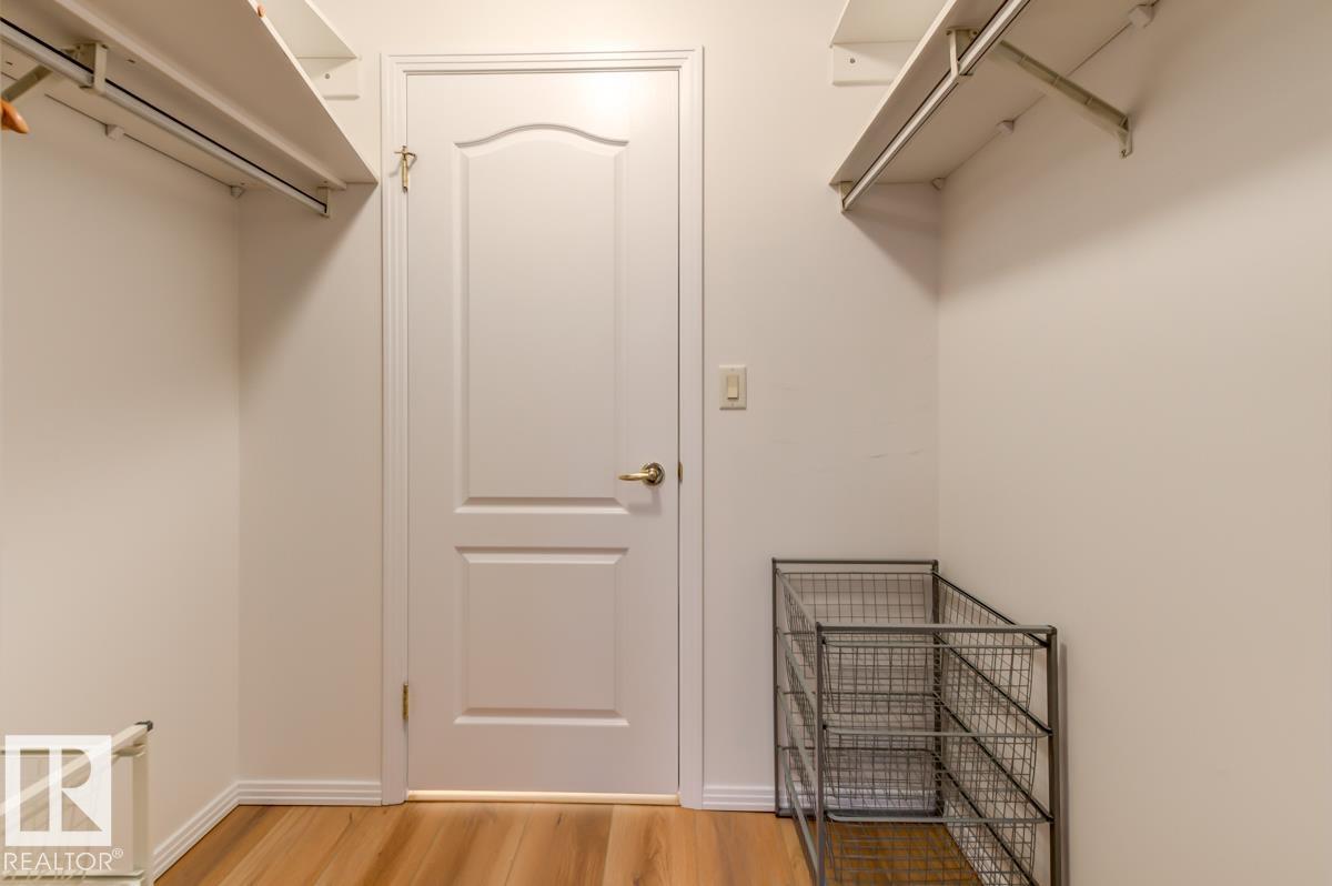 #212 8912 156 ST NW - 17