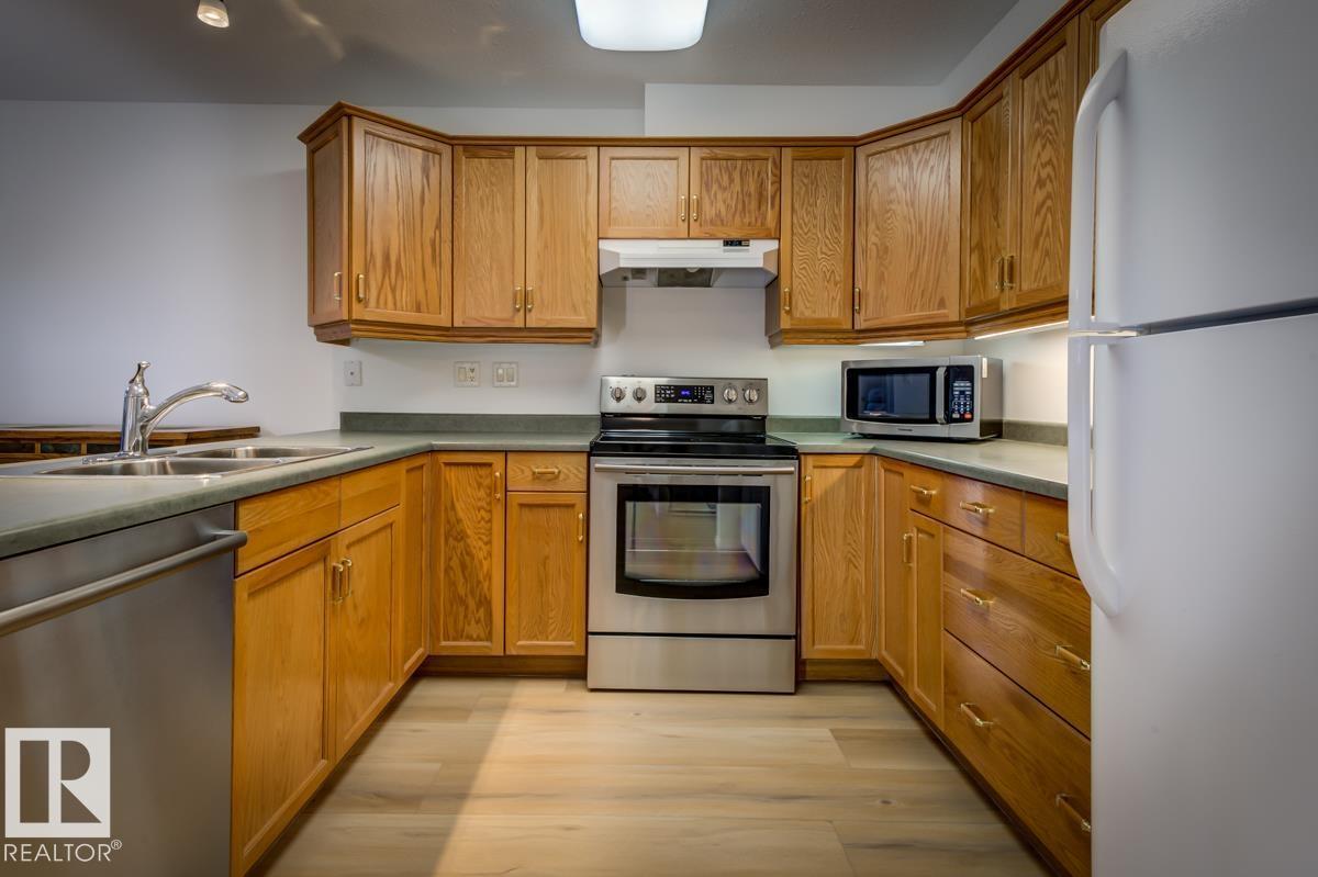 #212 8912 156 ST NW - 2