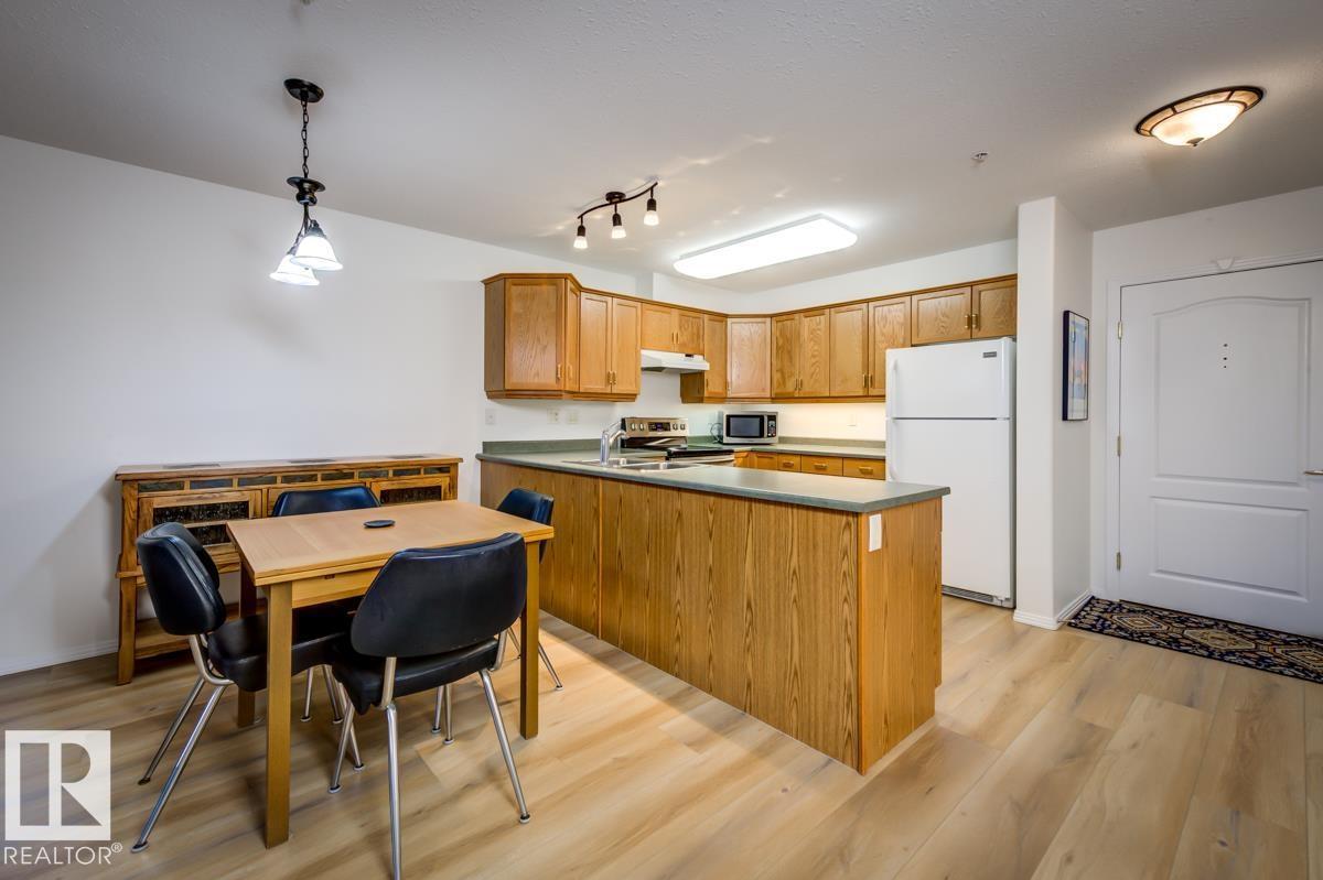 #212 8912 156 ST NW - 5