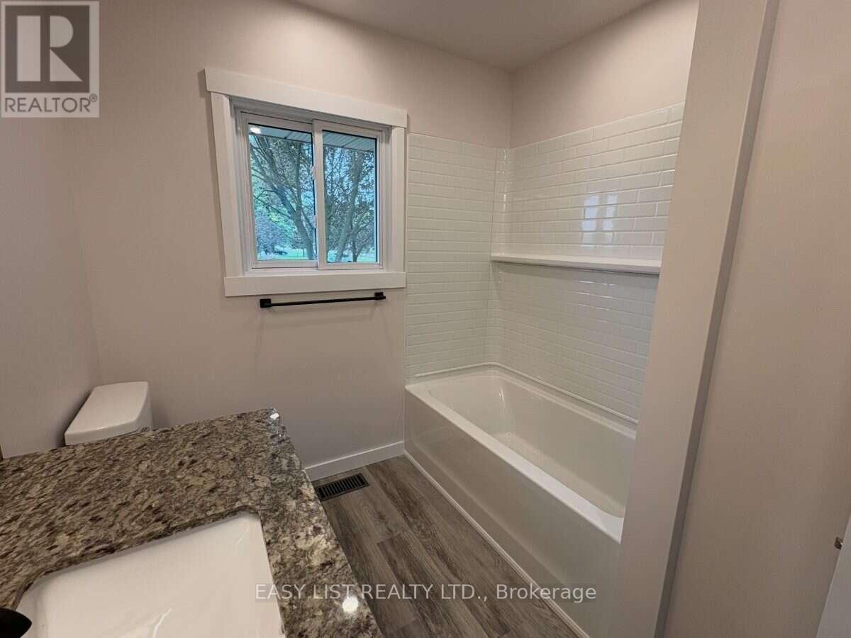 21 BRUCE RD 22 - 12