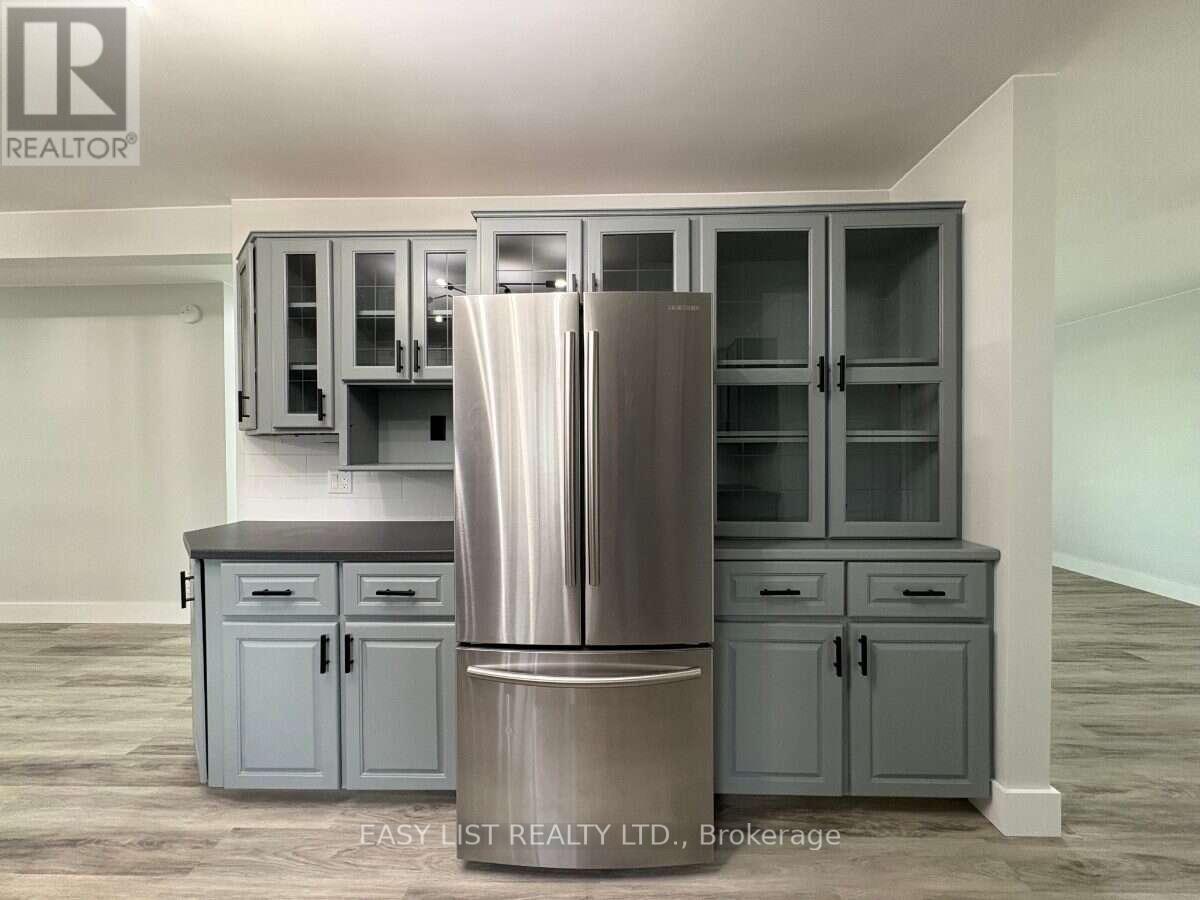 21 BRUCE RD 22 - 32