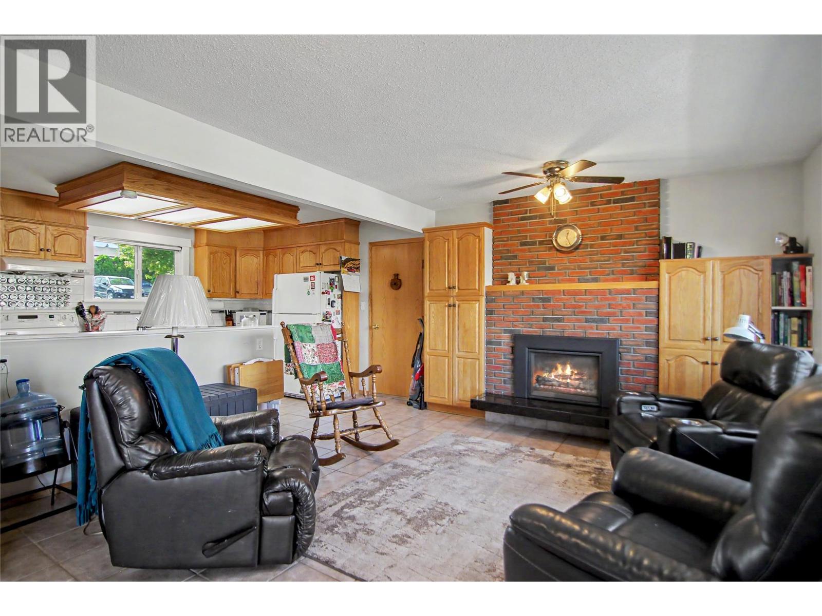 2250 Blair Court - 5