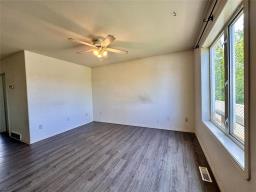 Bedroom - 85 Channing Drive, Flin Flon, MB R8A0S5 Photo 6
