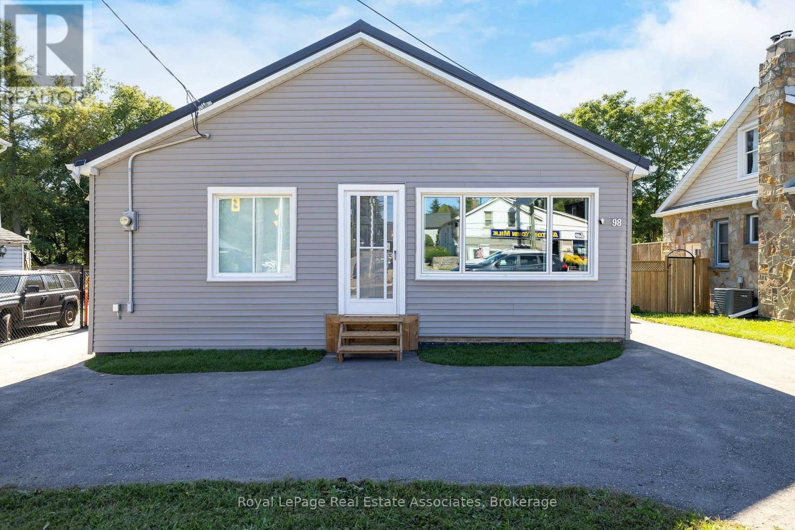 98 MAIN STREET N, Halton Hills (AC Acton) — photo 4