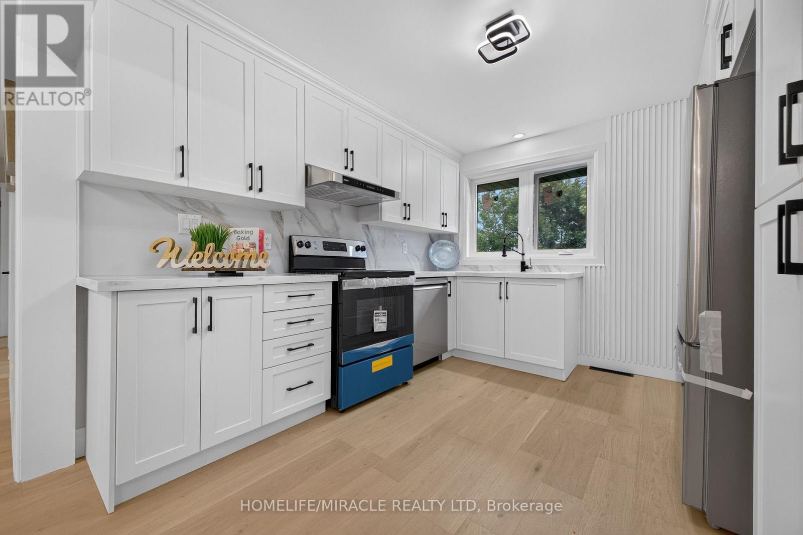 216 WELLINGTON STREET - Image 15