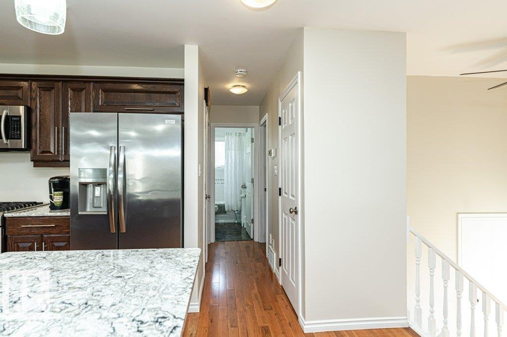 5924 11 AV NW - 17