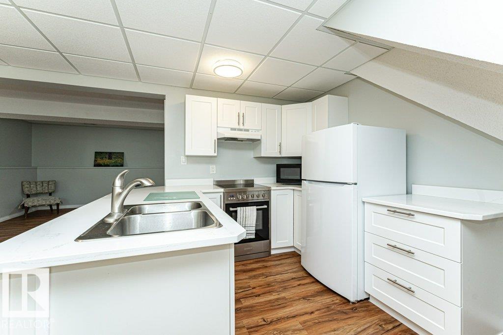 5924 11 AV NW - Image 28