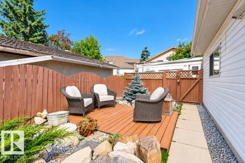 5924 11 AV NW - 44