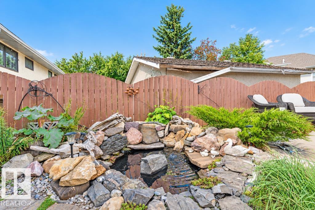 5924 11 AV NW - 42