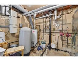 28224 Township Road 334, Rural Mountain View County, AB T0M0K0 Photo 23