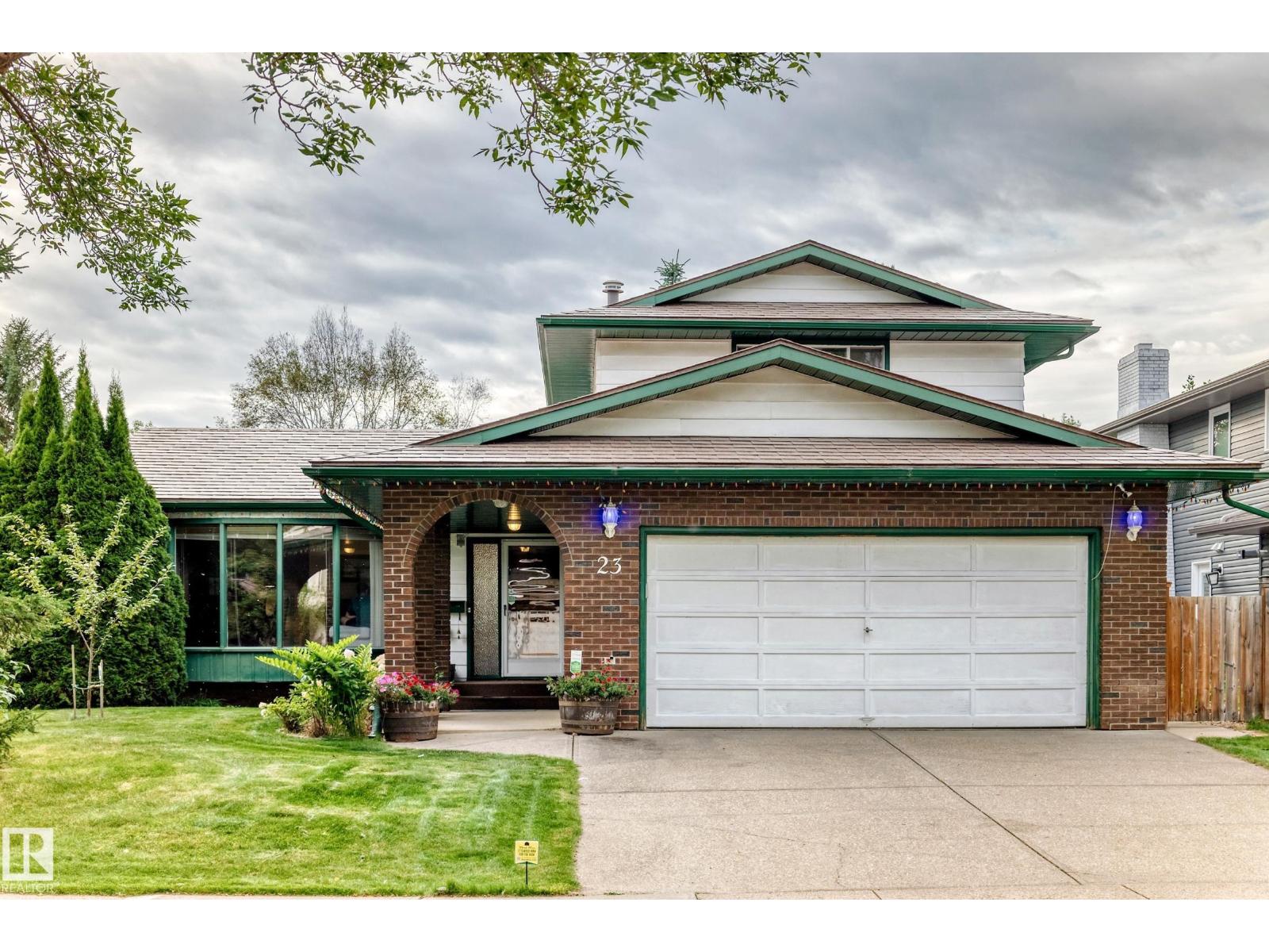 23 WOODLANDS RD - 1