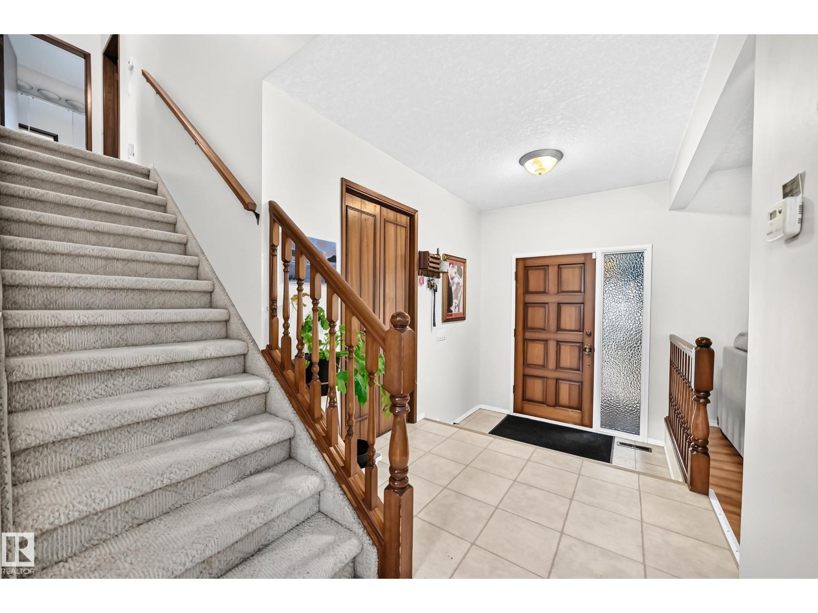 23 WOODLANDS RD - 27
