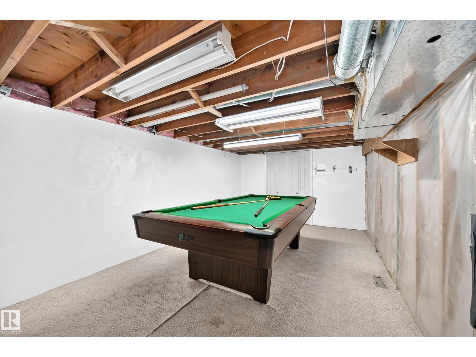 23 WOODLANDS RD - 37