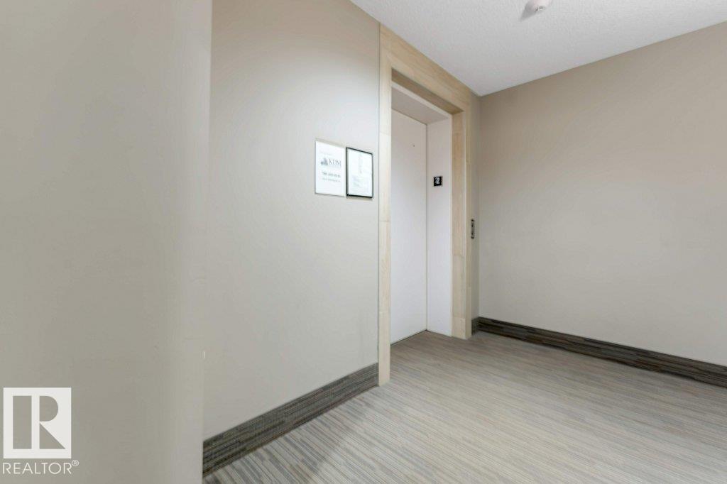 #224 390 WINDERMERE RD NW - 27