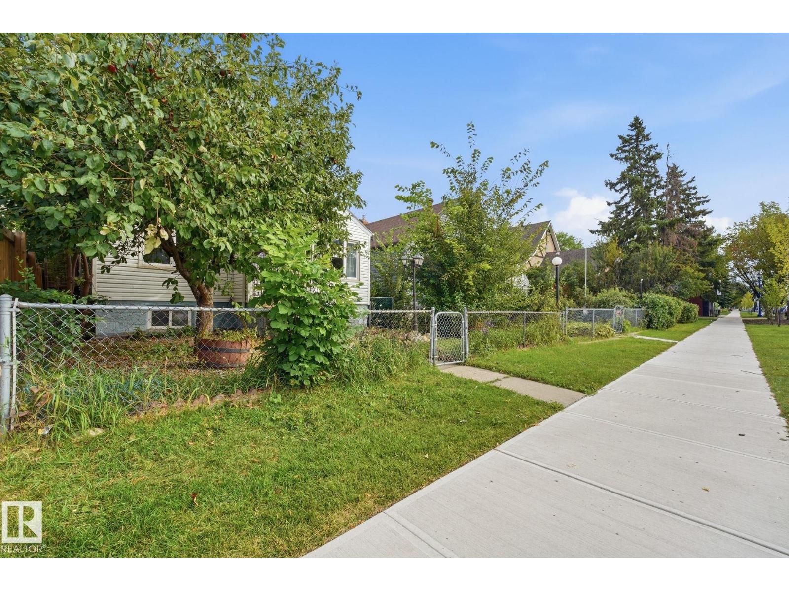 10917 96 ST NW - 2