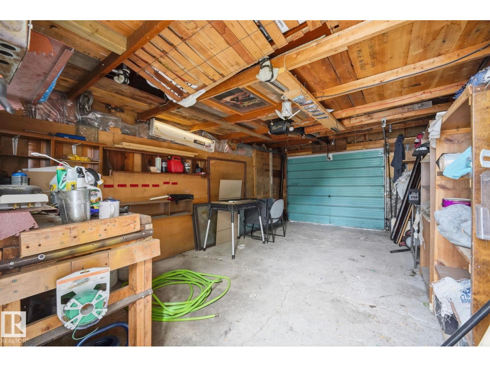 10917 96 ST NW - 34