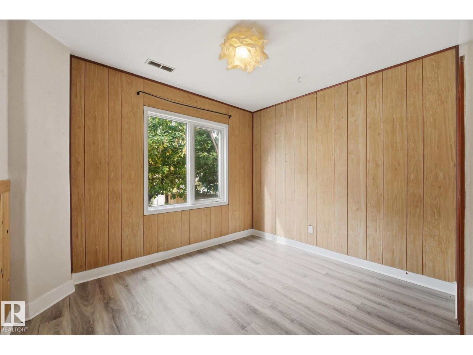 10917 96 ST NW - 9