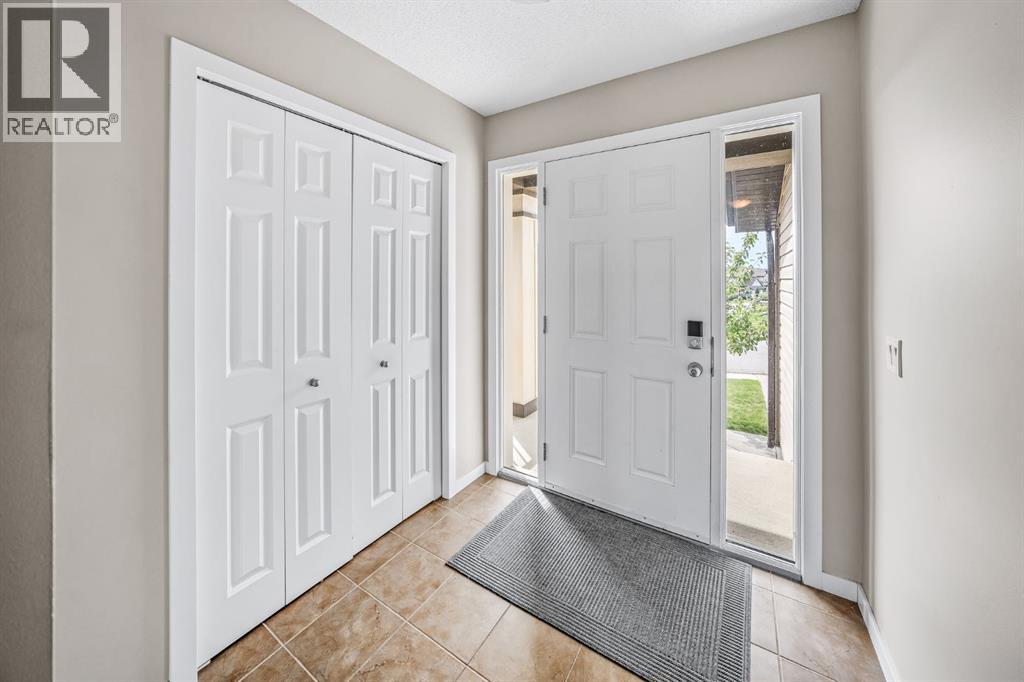 57 Sunset Common, Cochrane — photo 6