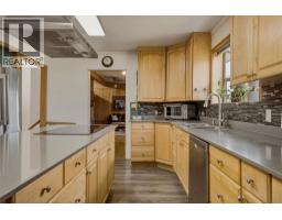 3pc Bathroom - 3503 19 Street, Vernon, BC V1T4B8 Photo 8