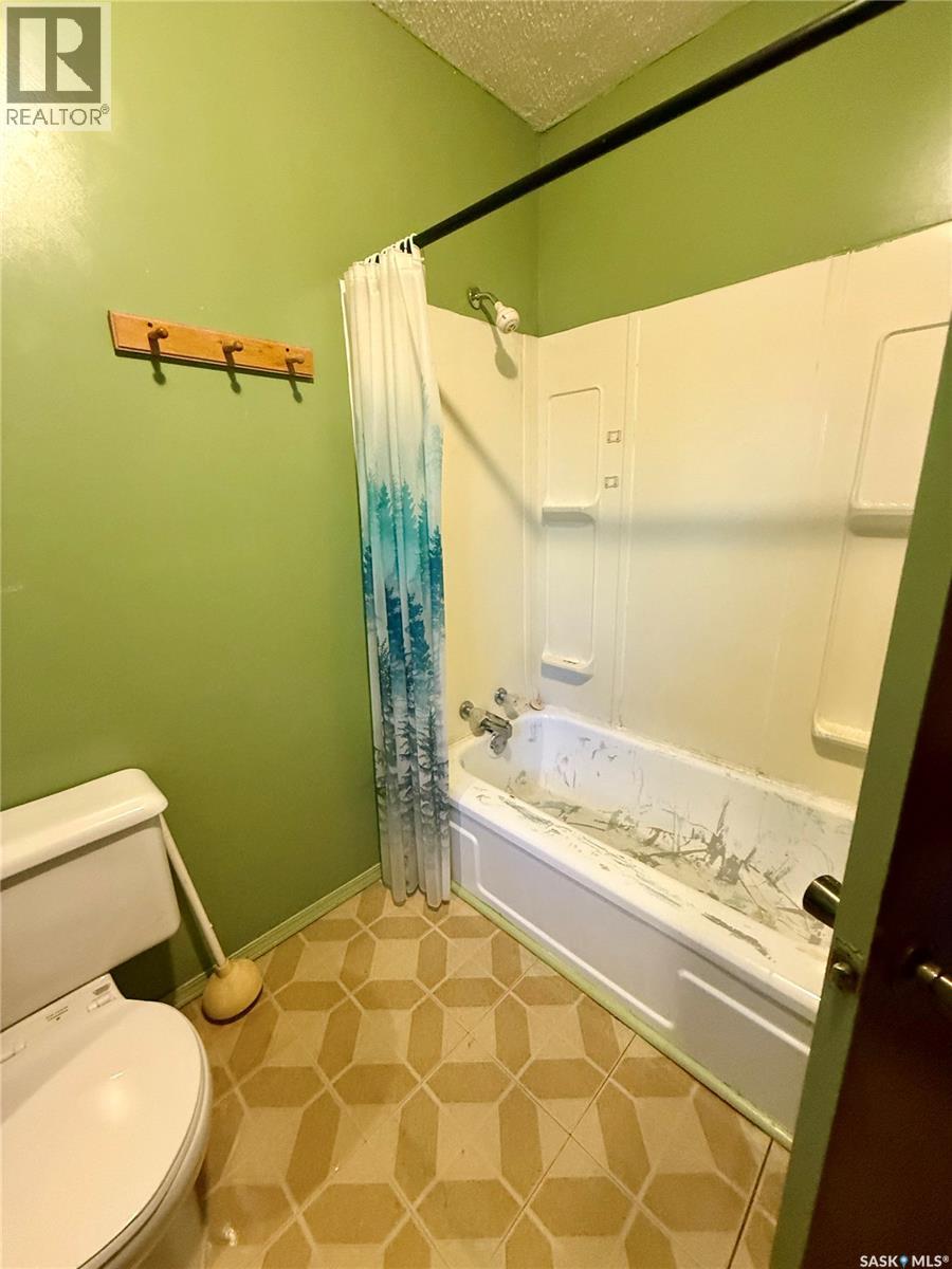 930 Vaughan STREET - 12