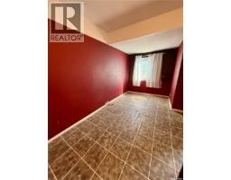 Other - 930 Vaughan Street, Moose Jaw, SK S6H5N8 Photo 8