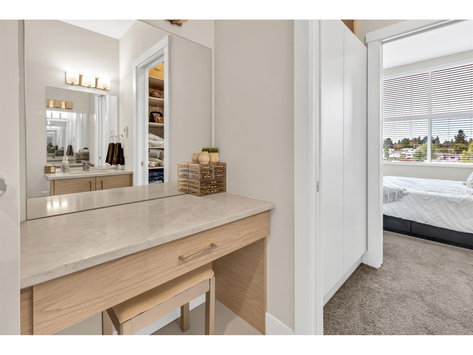 408 2120 GLADWIN ROAD, Abbotsford