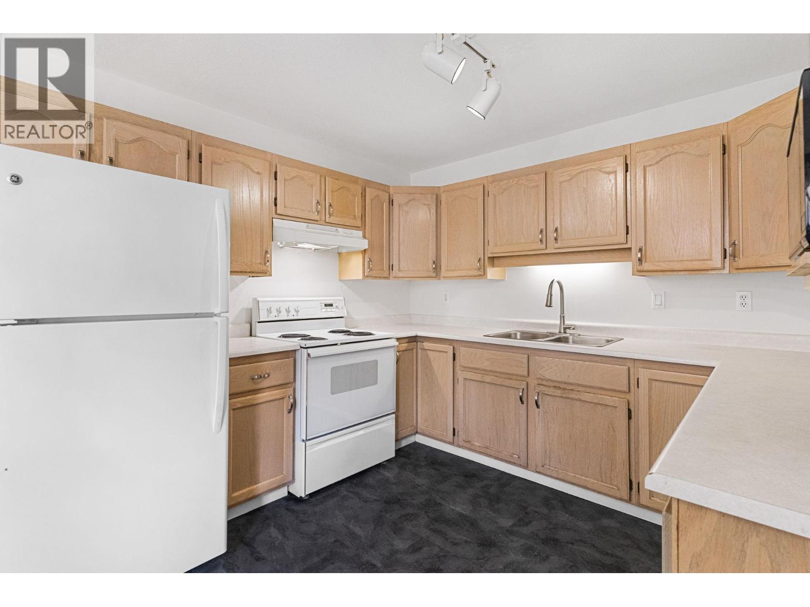 #4 7841 Highway 97 N Highway Lot# 122 - 8