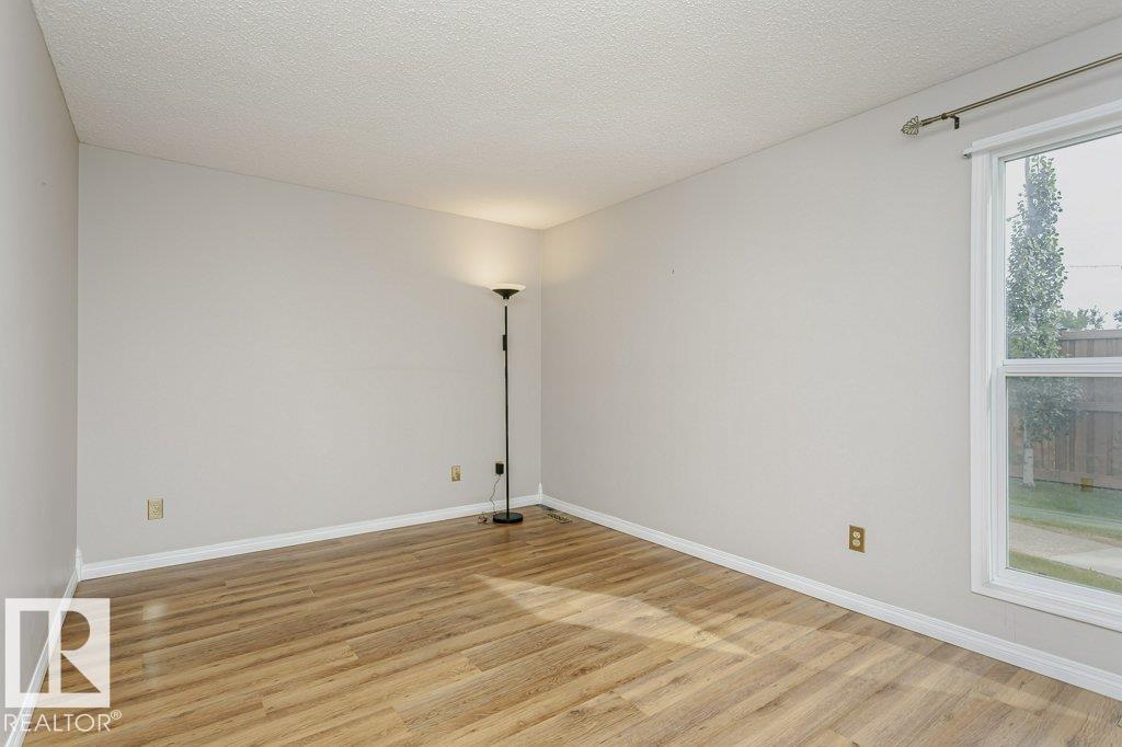 2083 SADDLEBACK RD NW - 11