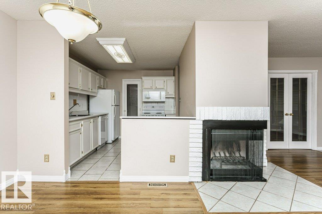 2083 SADDLEBACK RD NW - 7