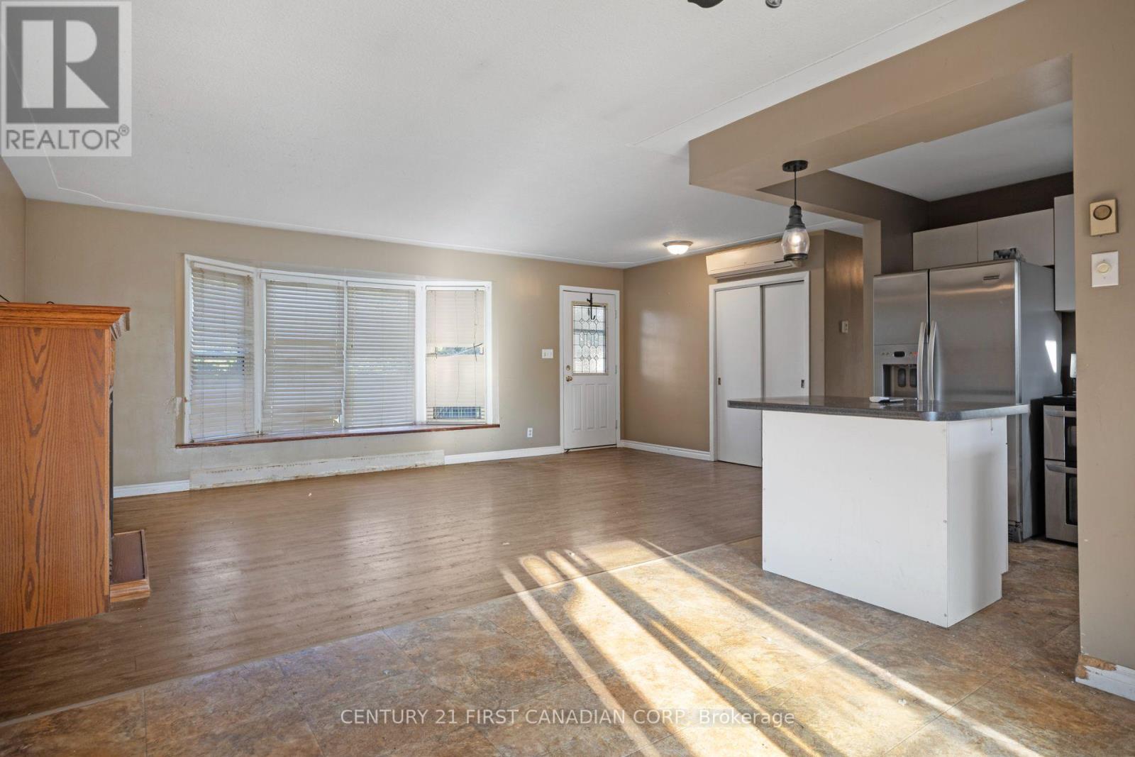 36 ORCHARD STREET, South Huron (Exeter) — photo 9