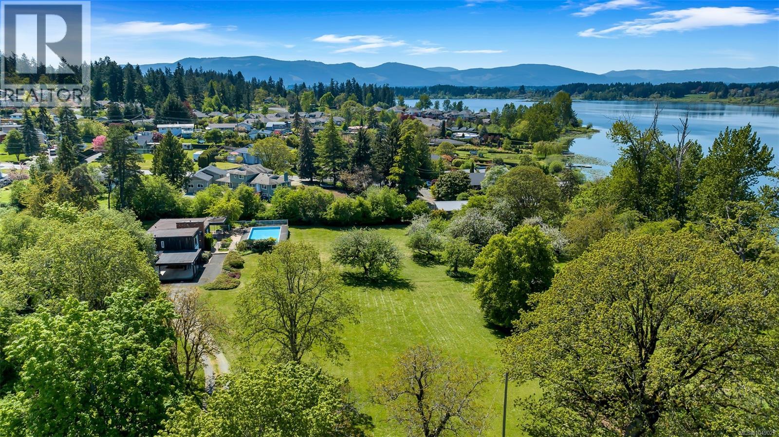 6364 Deykin Ave - Image 27