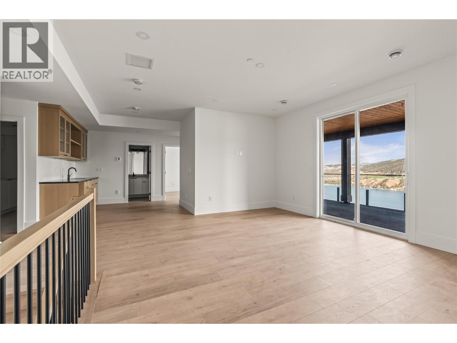 8940 Tavistock Road - 36