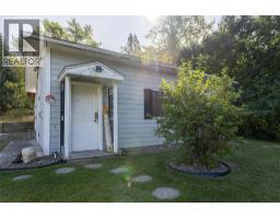 4pc Bathroom - 232 Everette Avenue, Greenwood, BC V0H1J0 Photo 12