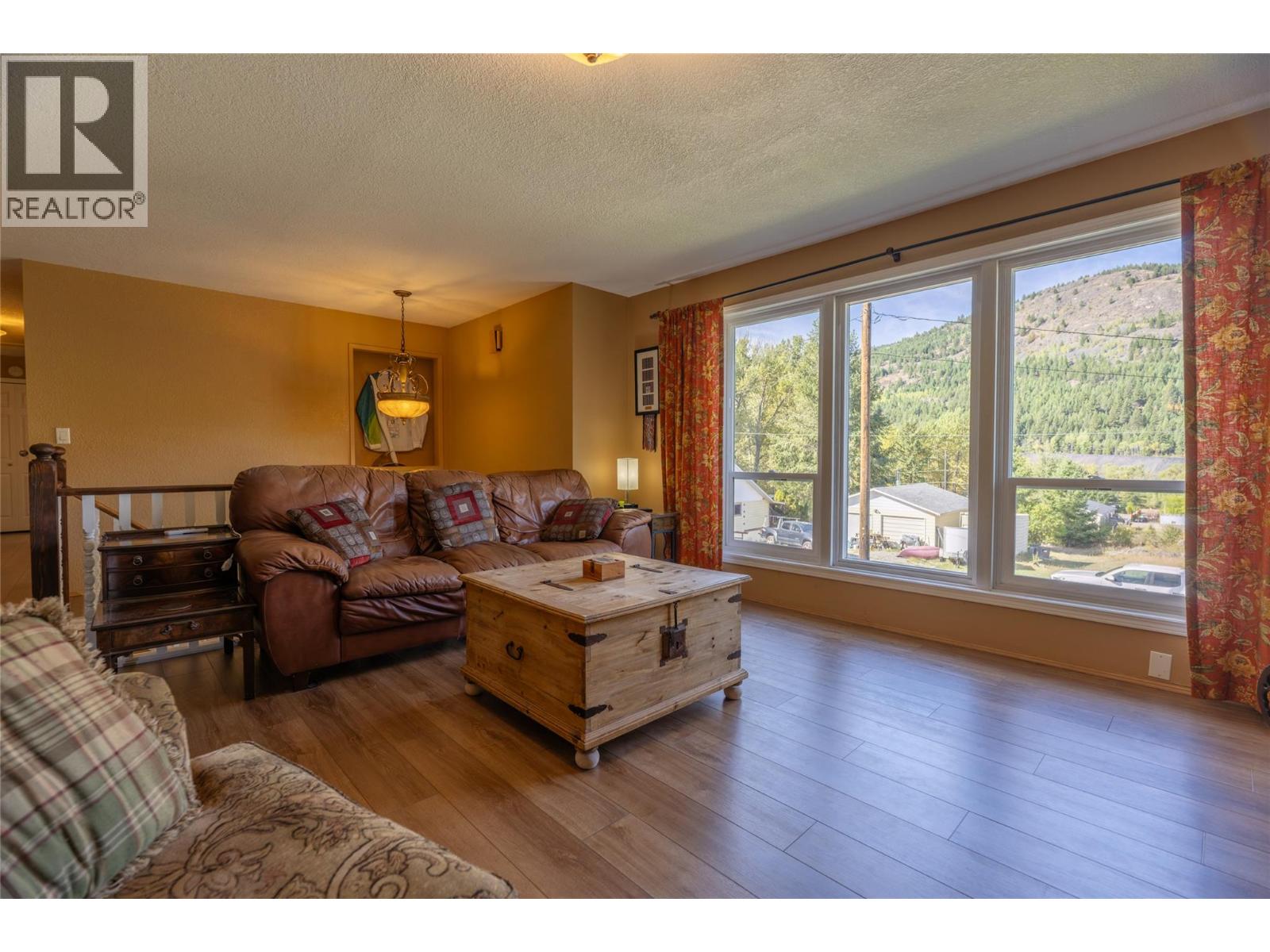 232 Everette Avenue - 27