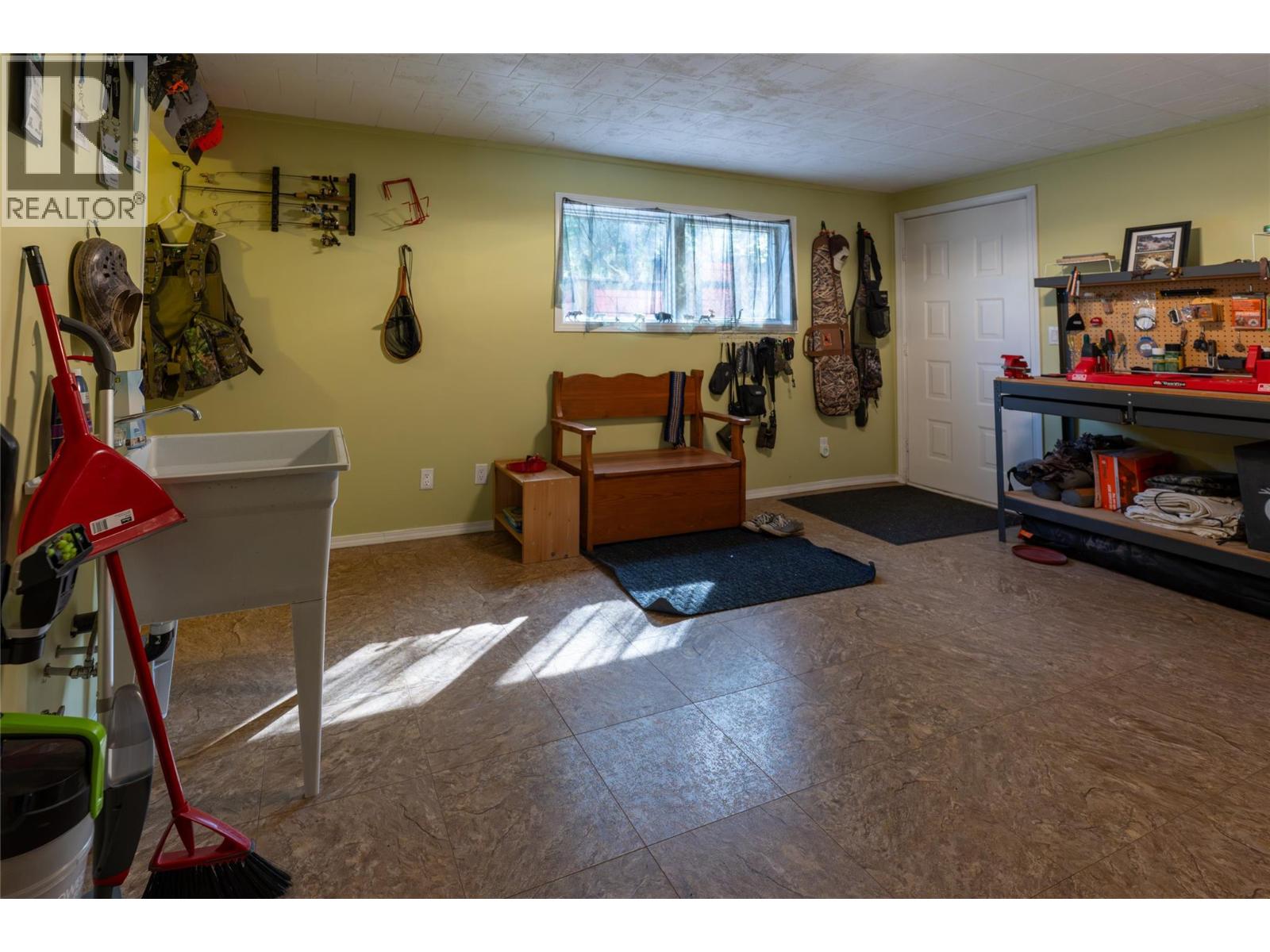 232 Everette Avenue - 58